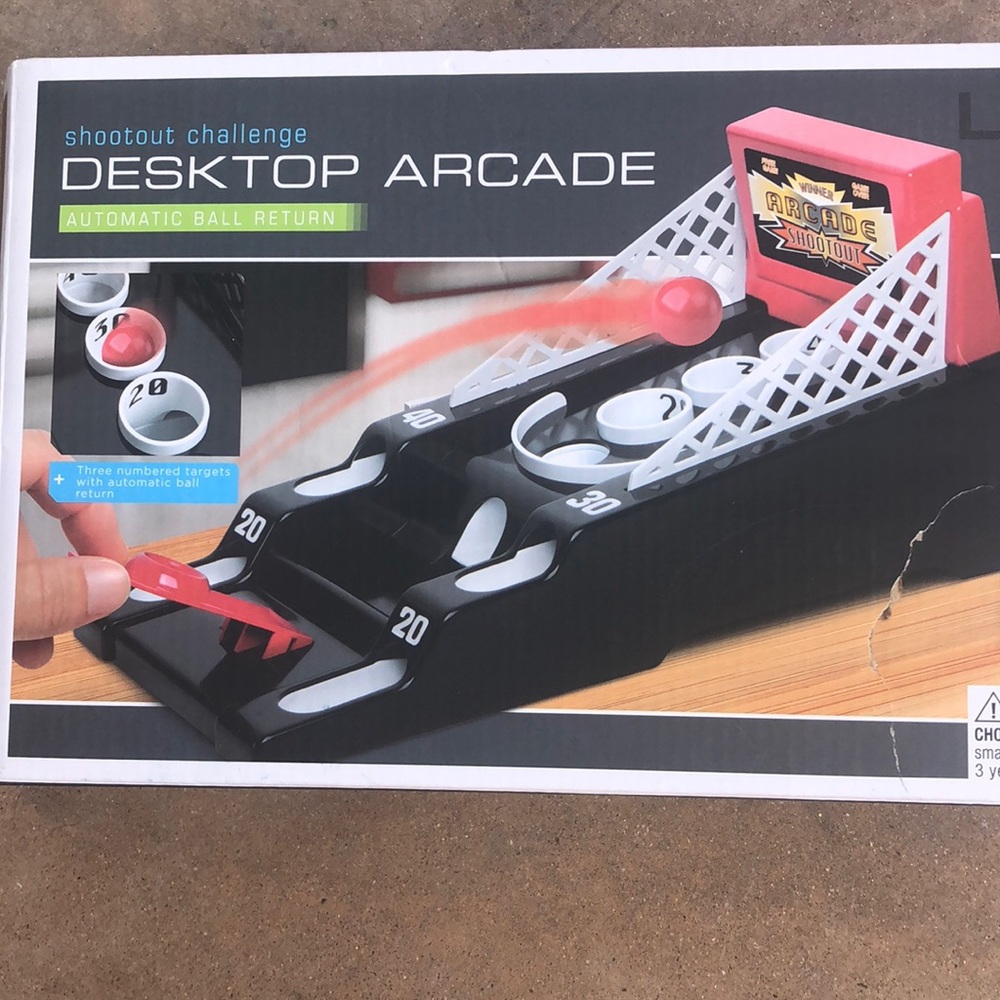 SKEE BALL NWOT ARCADE TABLETOP GAME